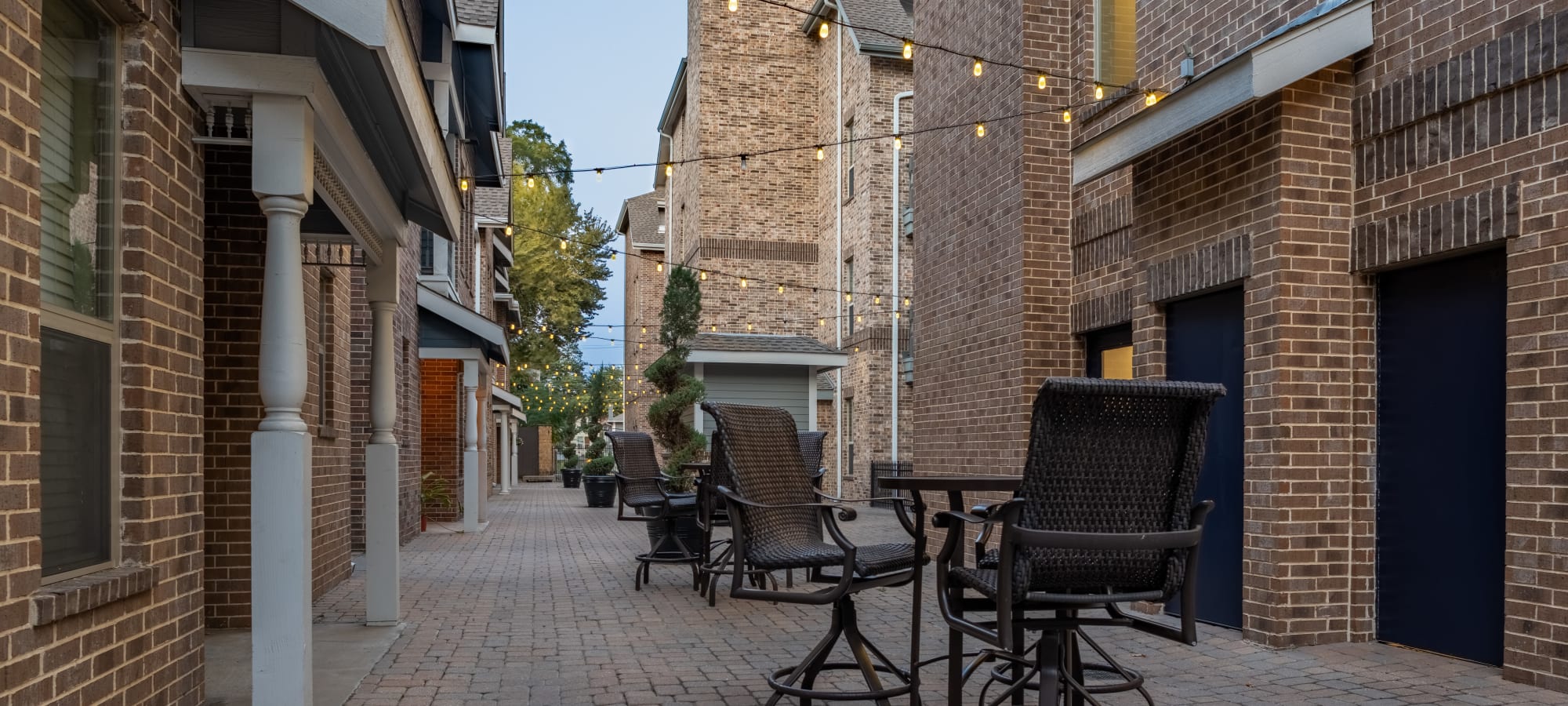 Schedule a tour of The Marquis of State Thomas in Dallas, Texas