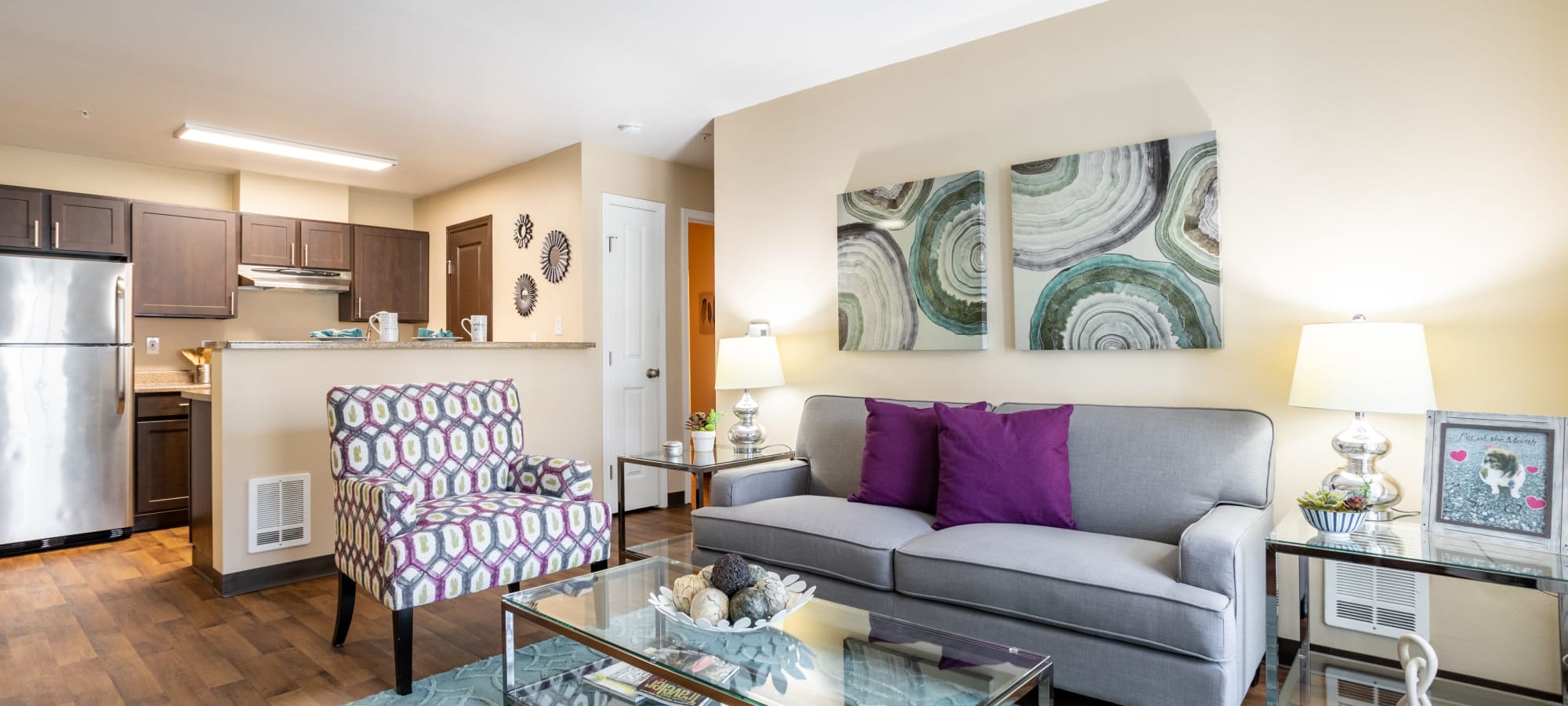 Renton, Washington apartments at Pebble Cove Apartments