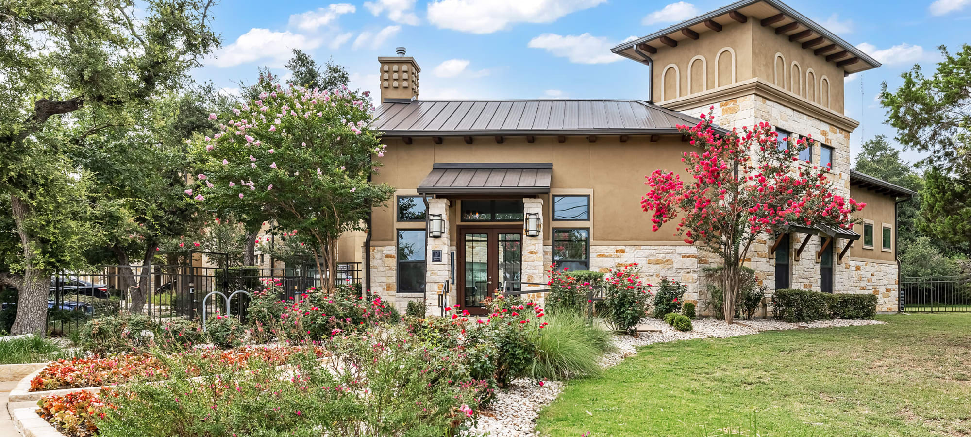 Gallery of photos for Marquis at Barton Trails in Austin, Texas