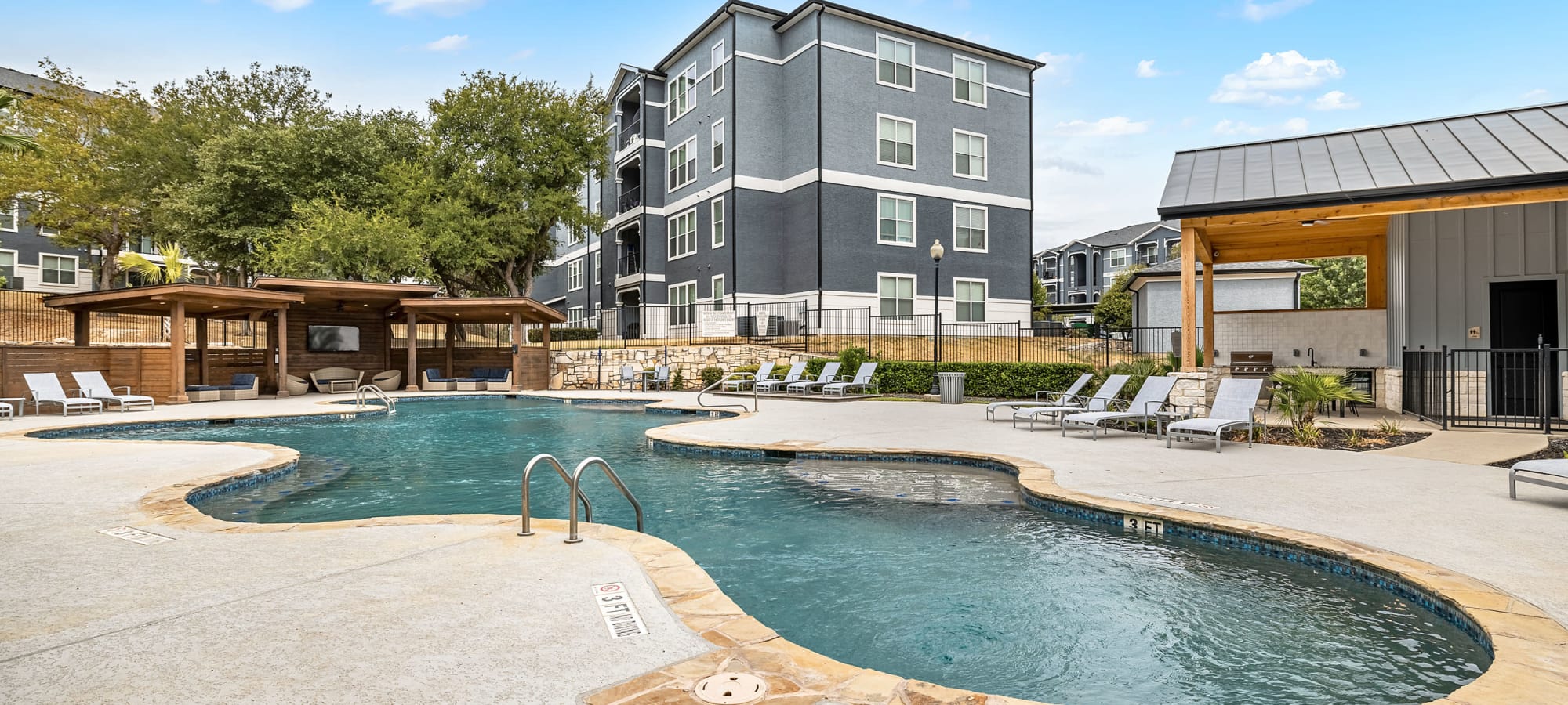 Apply to live at Marquis at Crown Ridge in San Antonio, Texas