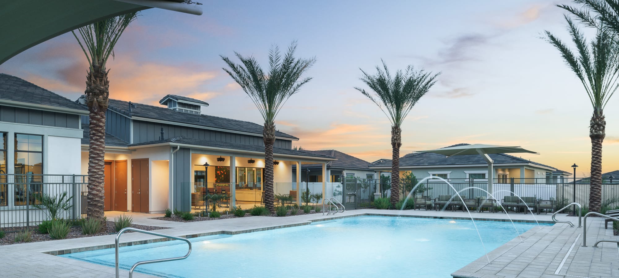 Pool and clubhouse at Peralta Vista in Mesa, Arizona