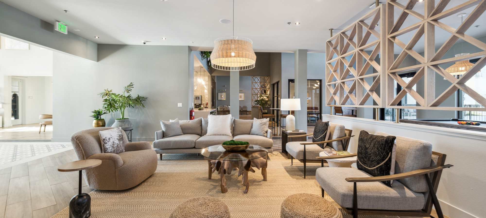 One90 Gateway apartments in Plano, Texas
