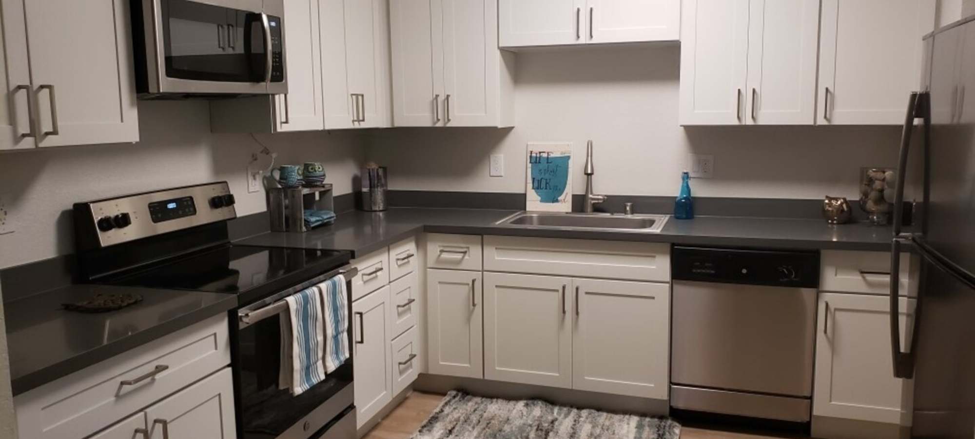 Modern Apartments at 100 Boyd Apartments in Pleasant Hill, California