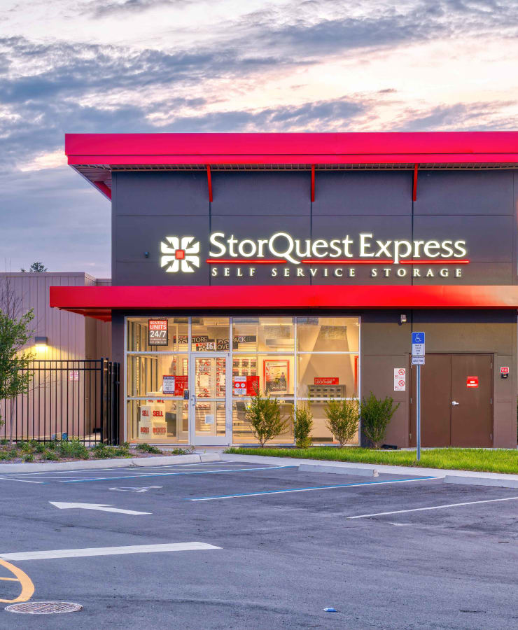 The exterior of the main entrance at StorQuest Express - Self Service Storage in Kissimmee, Florida