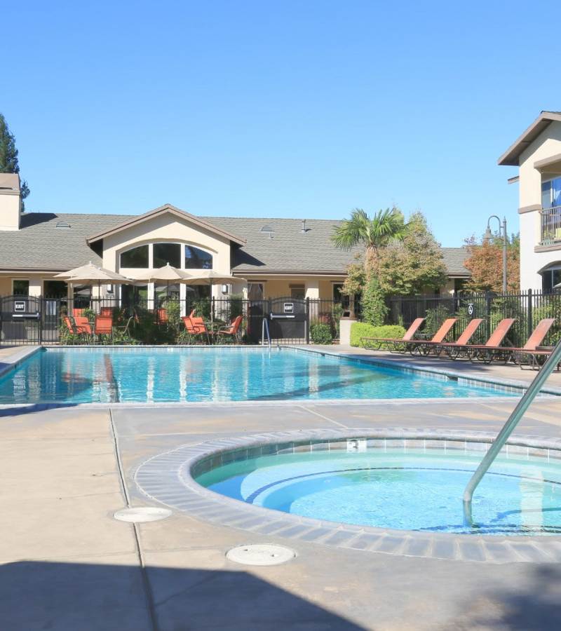 Swimming pool and spa at Eaton Village in Chico, California