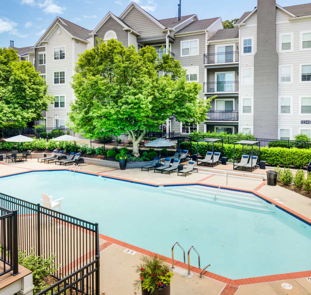 Poolside loungers at Knoll at Fair Oaks in Fairfax, Virginia