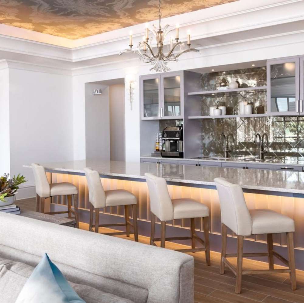 Modern kitchen with granite countertops at Novel Turtle Creek in Dallas, Texas