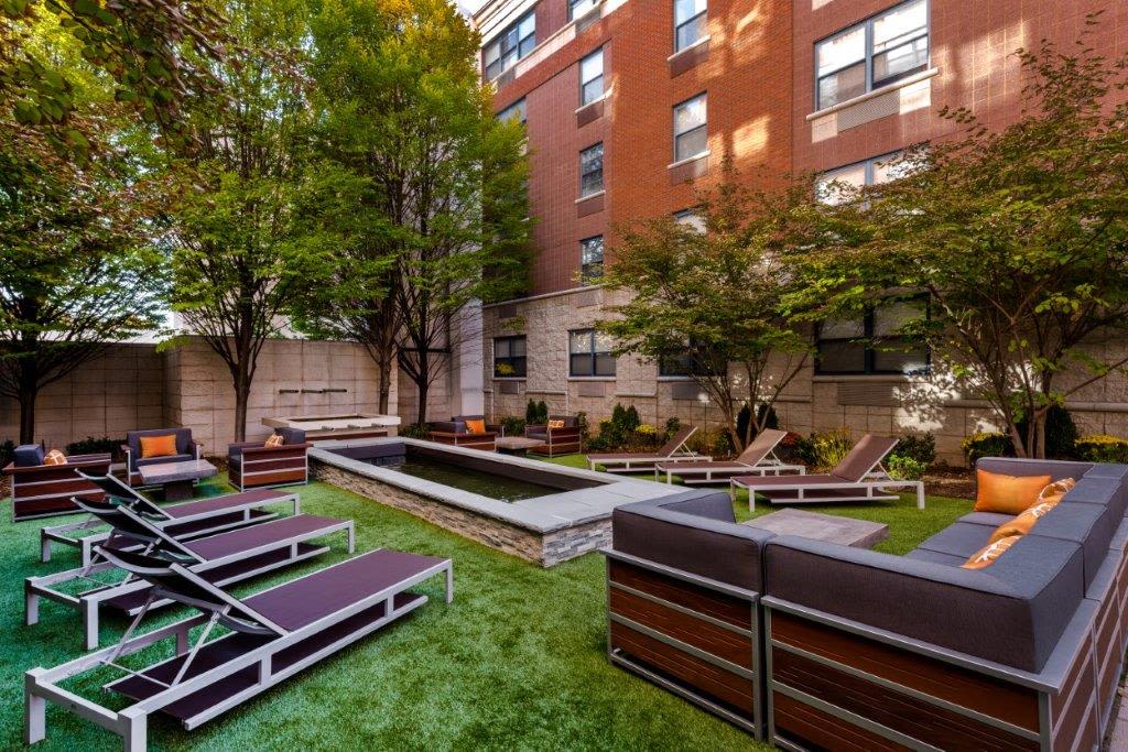 Courtyard with chairs at The Monroe, Morristown, New Jersey