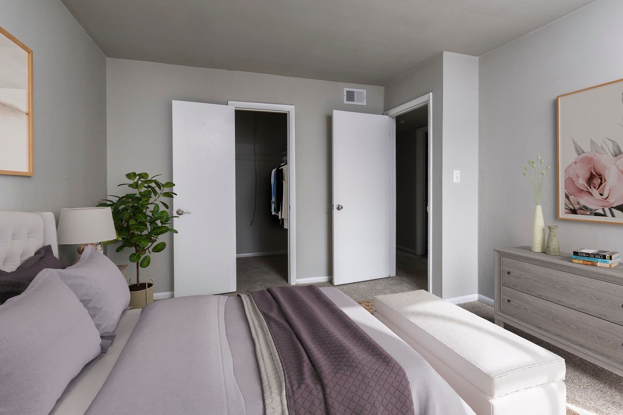 Model bedroom at Chesapeake Pointe, Chesapeake, Virginia