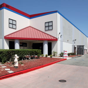 Self Storage Units Oxnard Ca Near El Rio Trojan Storage