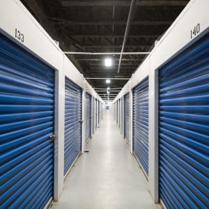 Apple Self Storage - Mississauga East
