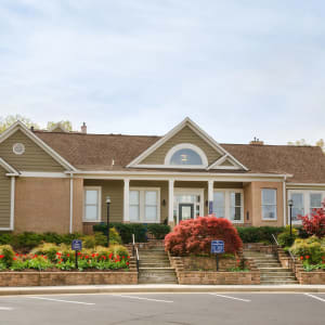 Knoll at Fair Oaks clubhouse exterior - Fairfax, VA