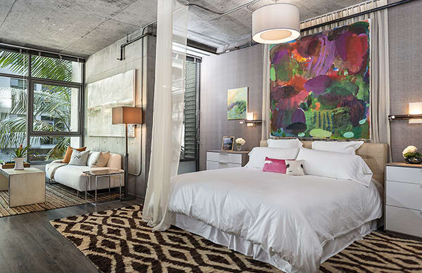 Bright modern bedroom at Met Lofts