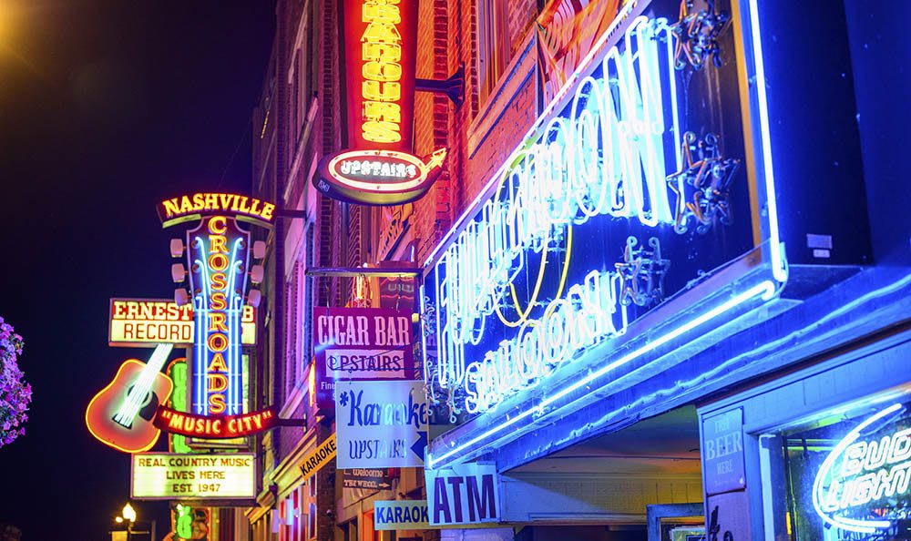 The city lights in vibrant Artisan on 18th