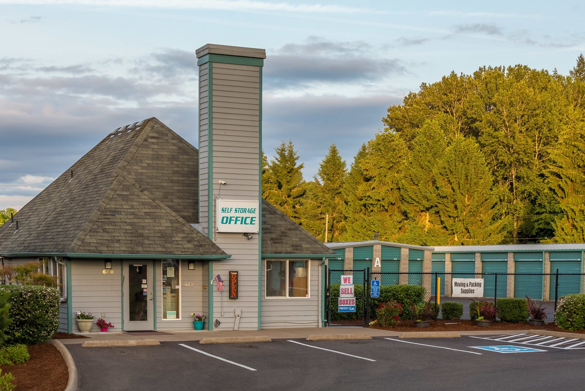 Self storage for all of your needs in Albany, OR
