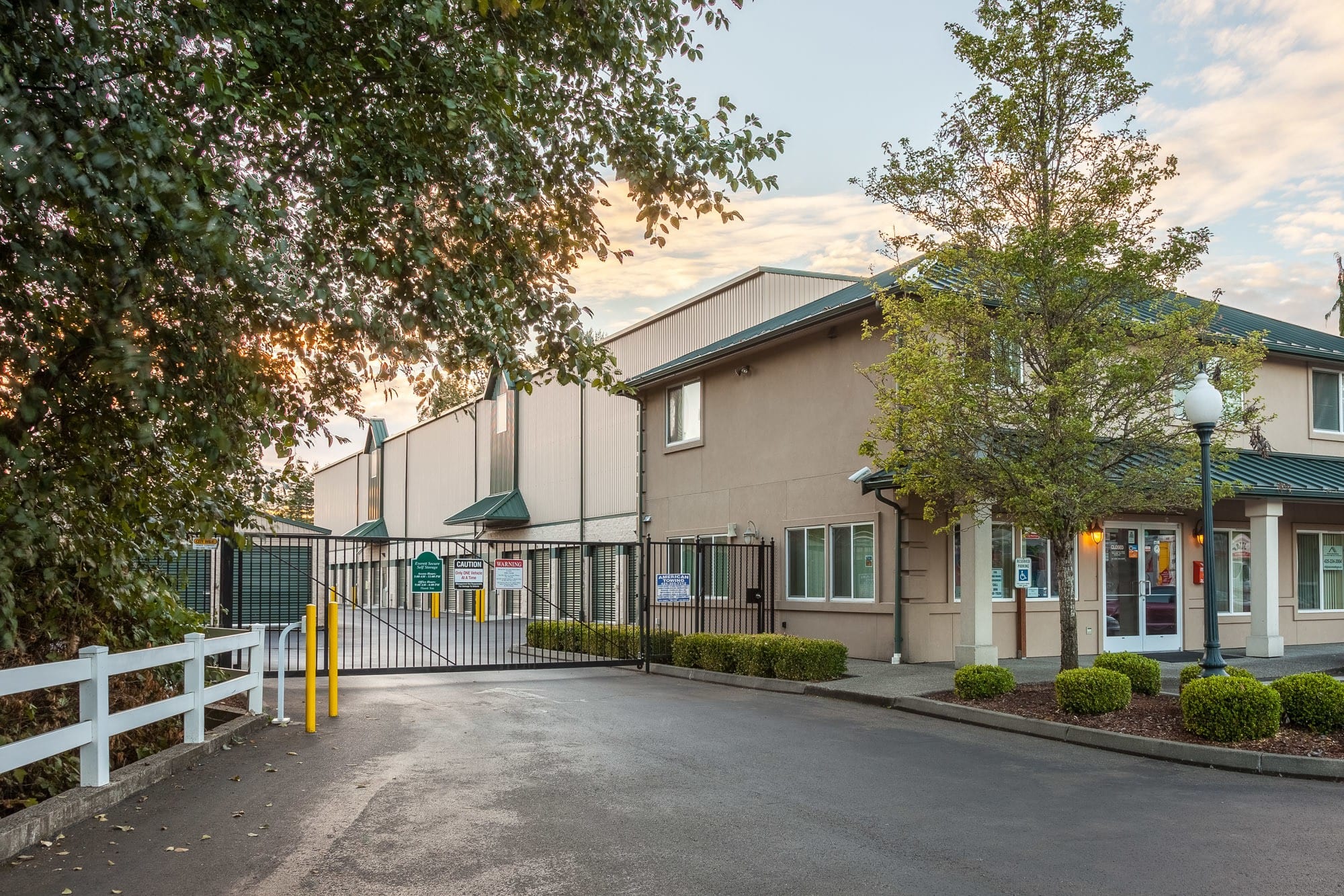 Self storage for all of your needs in Everett, WA