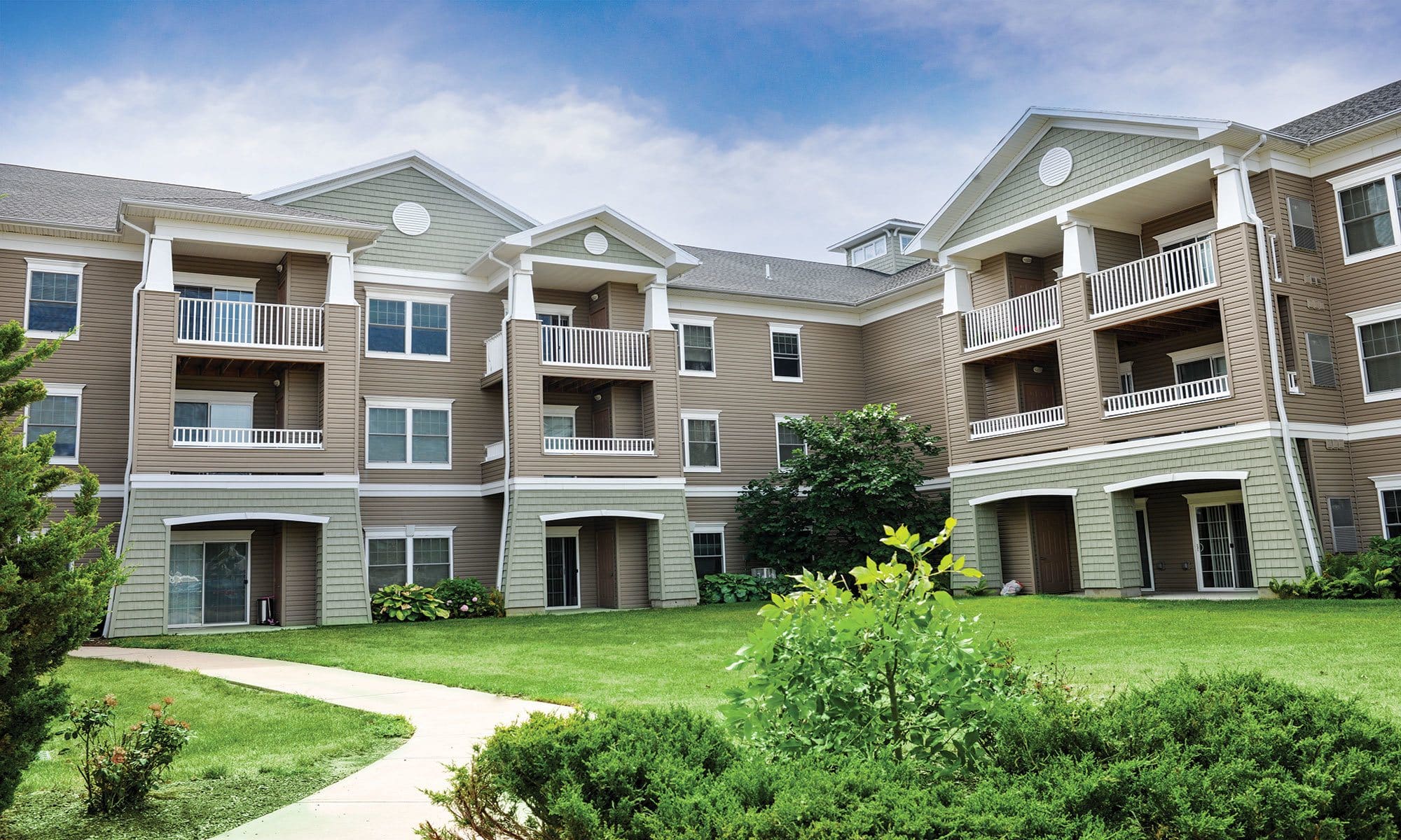Welcome to Greenwood Cove Apartments in Rochester, NY