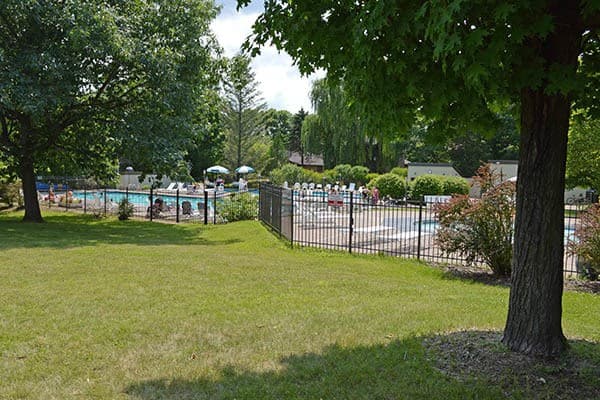 Fitness center and other amenities offered at Riverton Knolls