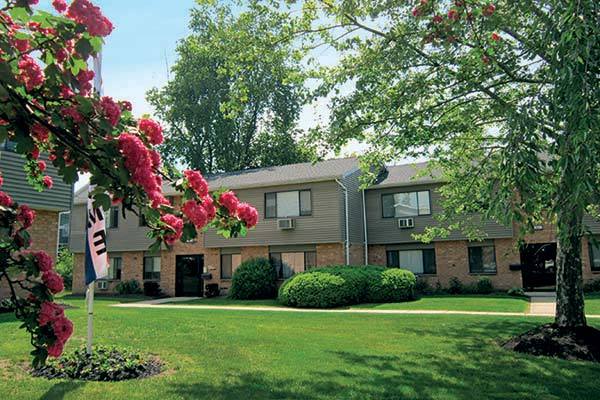 Other amenities offered at Lake Vista Apartments