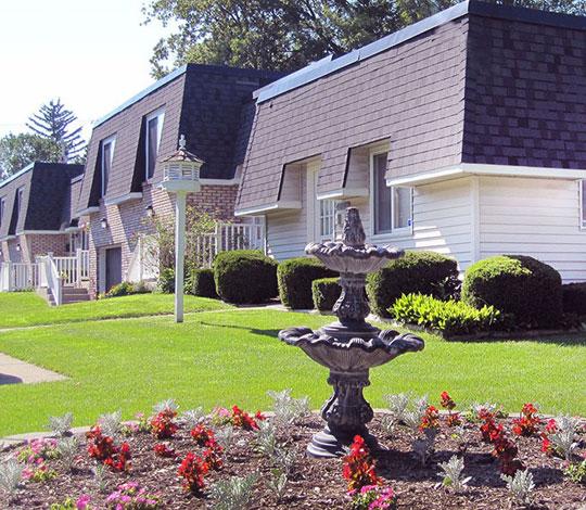 See what all Newcastle Apartments has to offer in Rochester