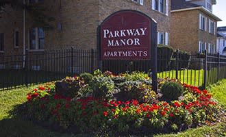 Signage at Parkway Manor Apartments