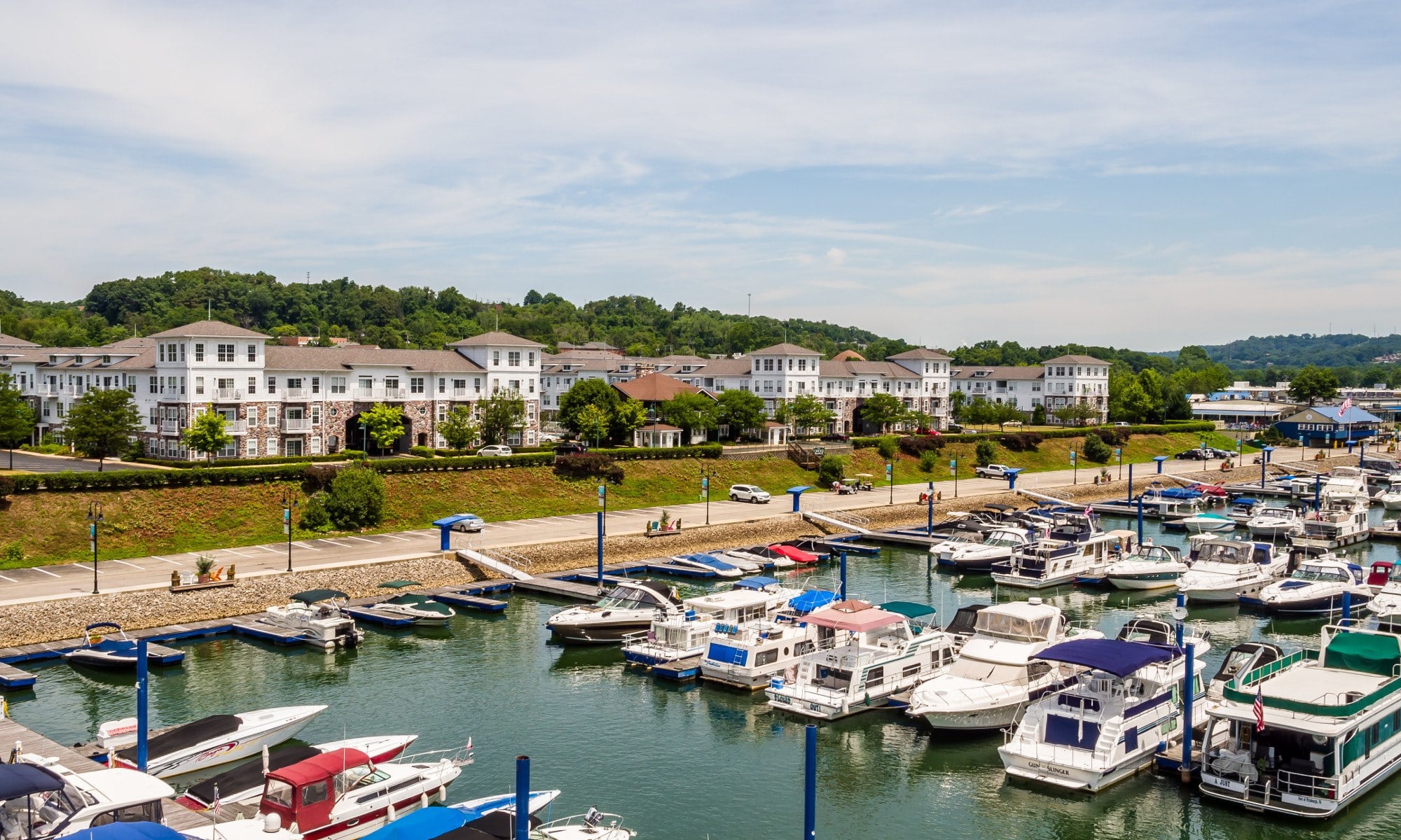 Beautiful waterfront apartments offered in Pittsburgh Pennsylvania at The Docks