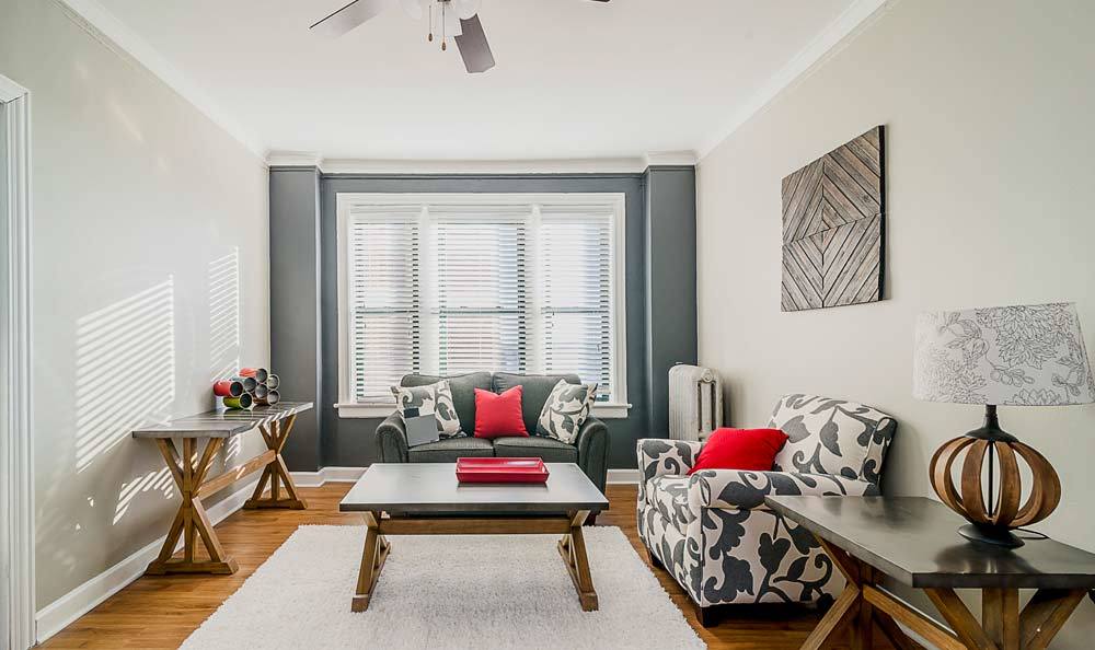 Apartment amenities in Chicago, IL
