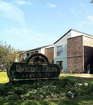 Everyday is like a vacation at our Houston apartments for rent