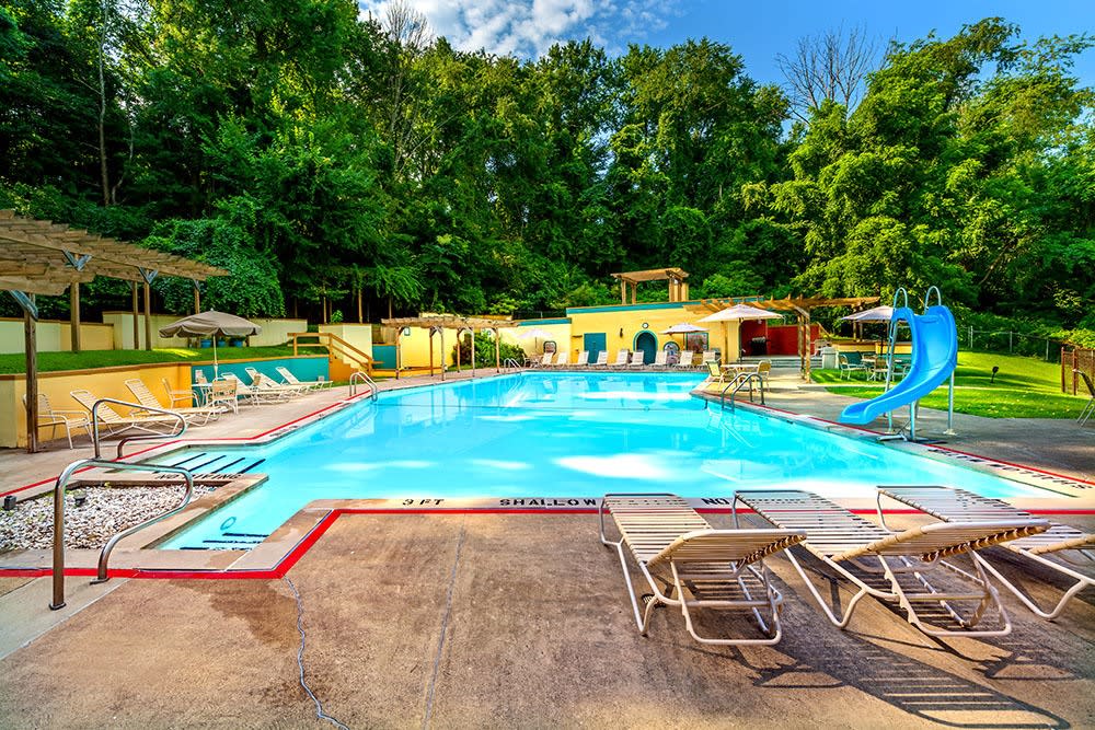 Amenities abound at our Pittsburgh, PA apartments for rent