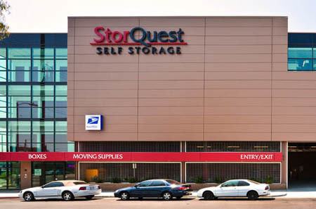 Self storage building exterior in Los Angeles