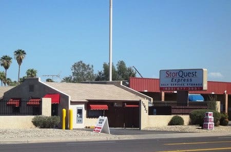 Self storage building exterior in Phoenix