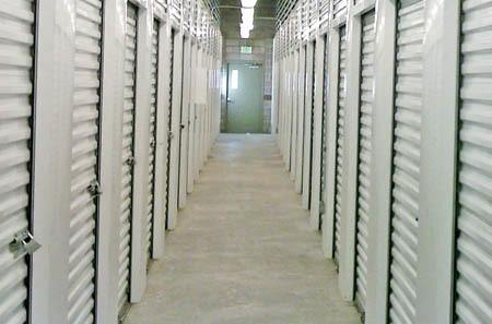 Self storage building exterior in Aurora