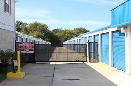 Self storage building exterior in Gainesville