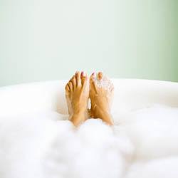 Oval tub at Park at Gateway