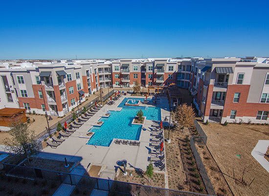 Gateway Crossing neighborhood views.