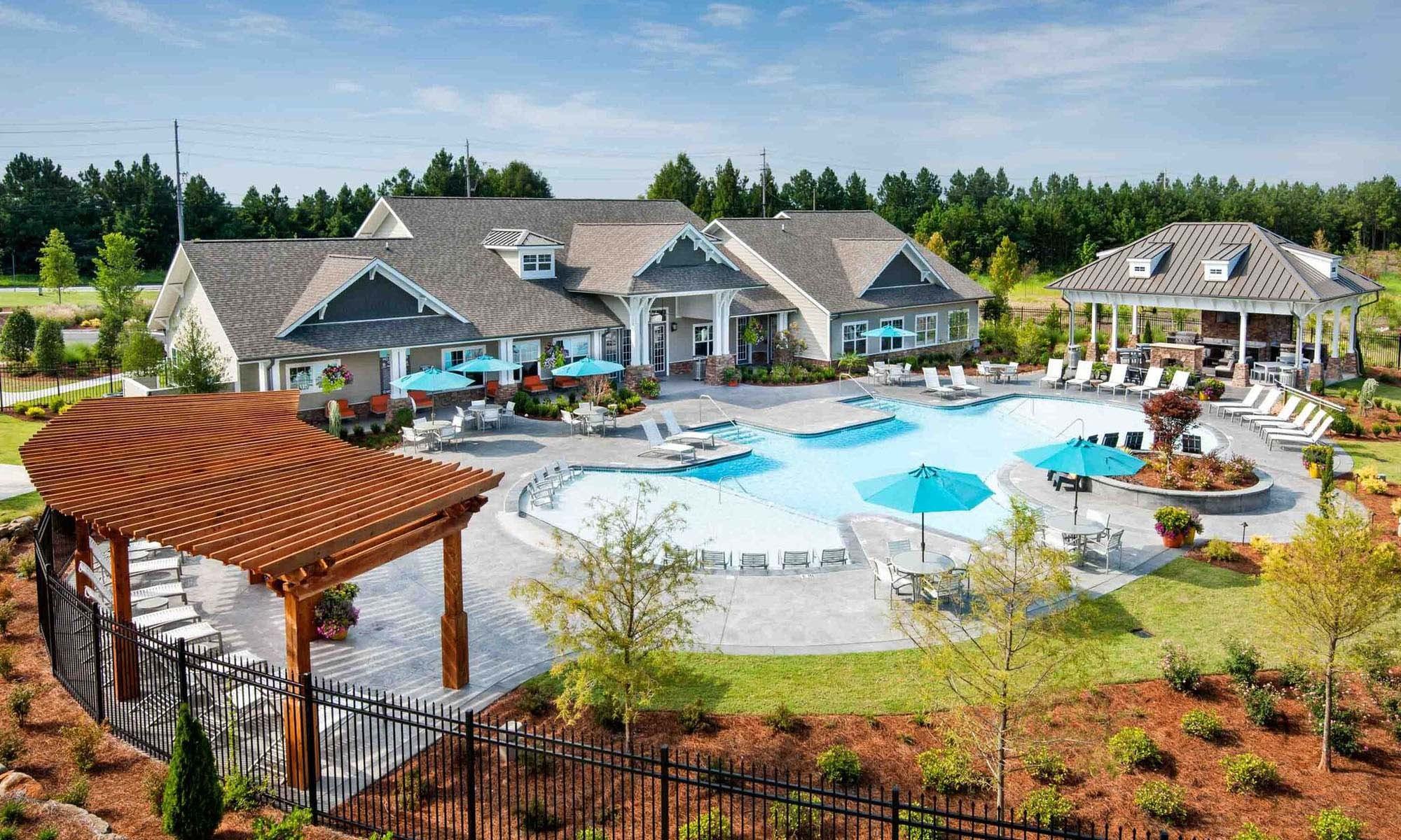 Apartments In Camp Creek Atlanta Ga The Meridian At Redwine