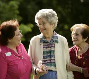 senior living resident and friends in Long Grove