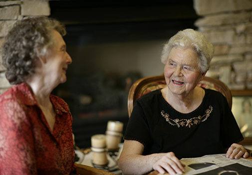 Find new friends at senior living in Huntsville