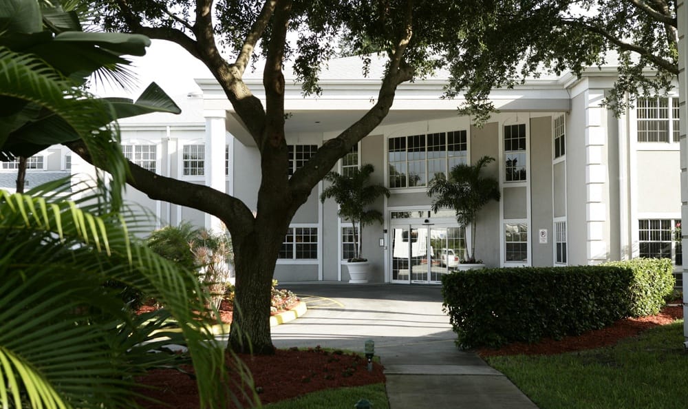 Take a beautiful walk around our senior living facility in Palm Harbor