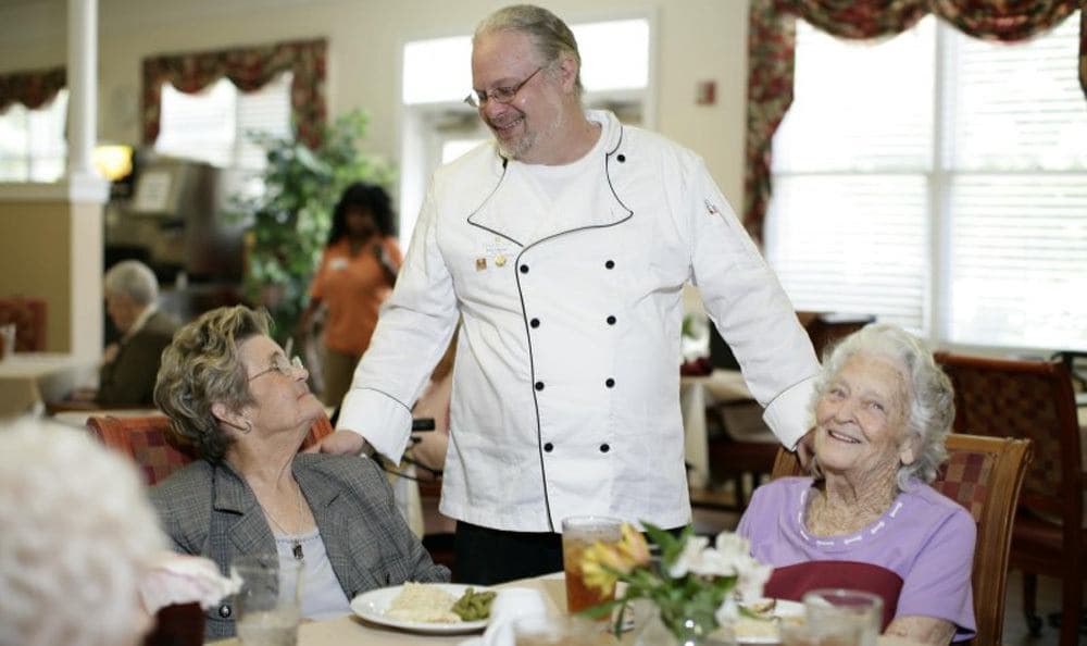 Enjoy the spectacular dining at our Columbia senior living facility