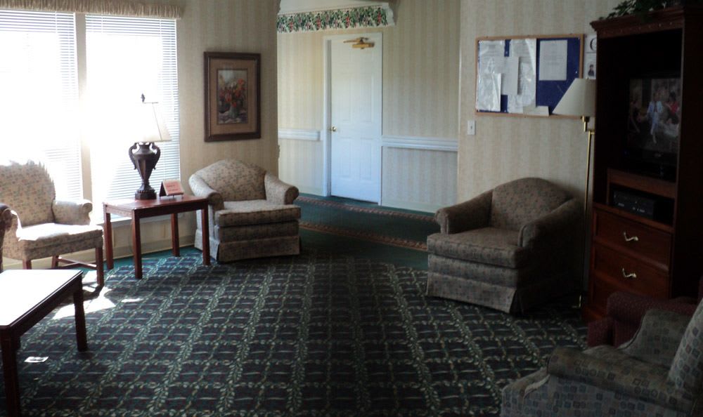 Our senior living facility living room in Jasper