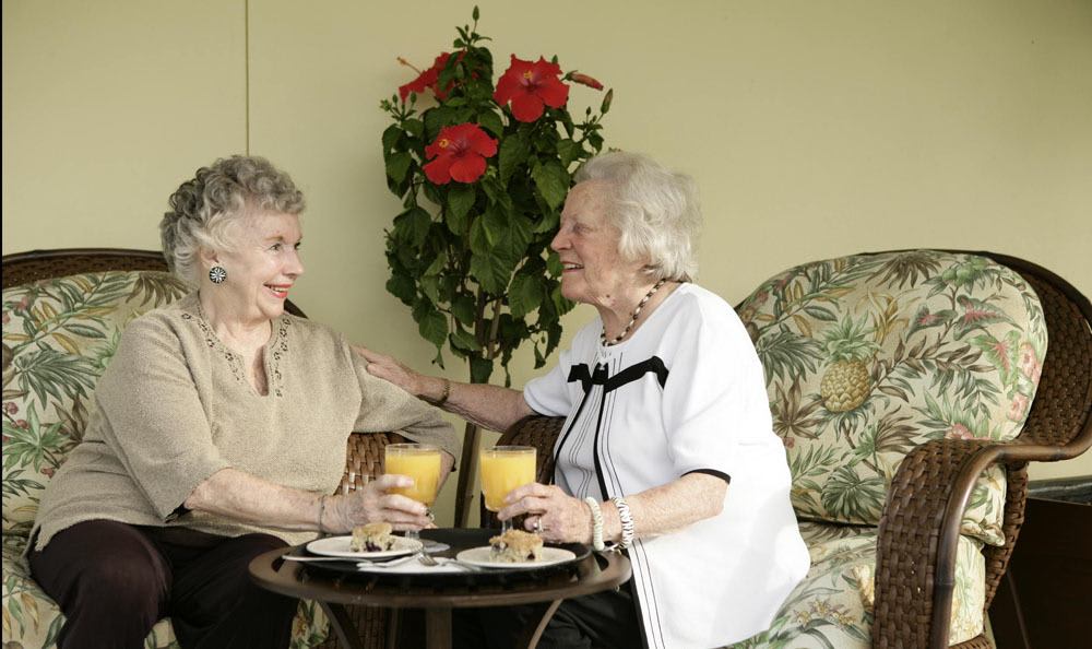 Enjoy every moment with your loved ones and friends at our senior living facility in Vero Beach