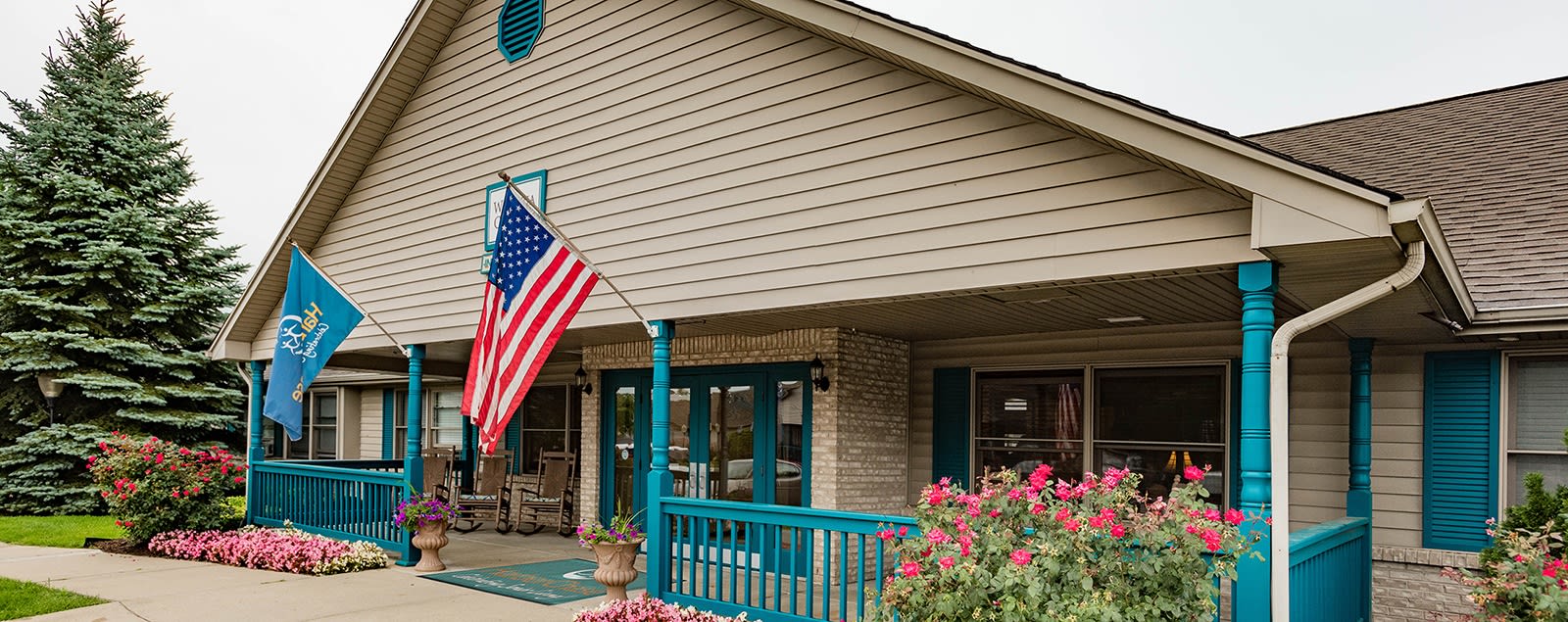 Schedule a senior living tour in Sterling Heights