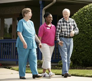senior living residents enjoying a stroll in Sterling Heights
