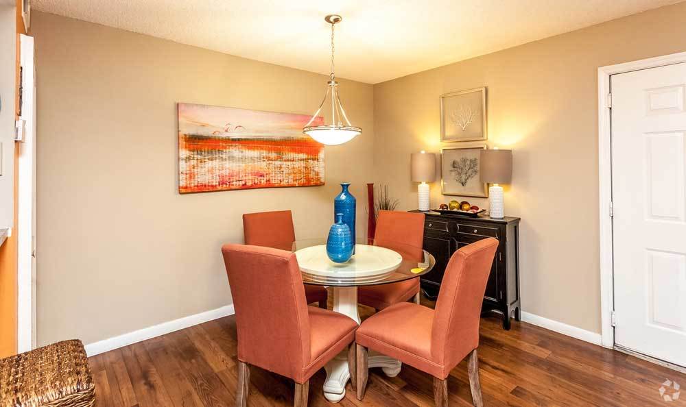 Photos of Palmetto Place Apartments in Miami, FL