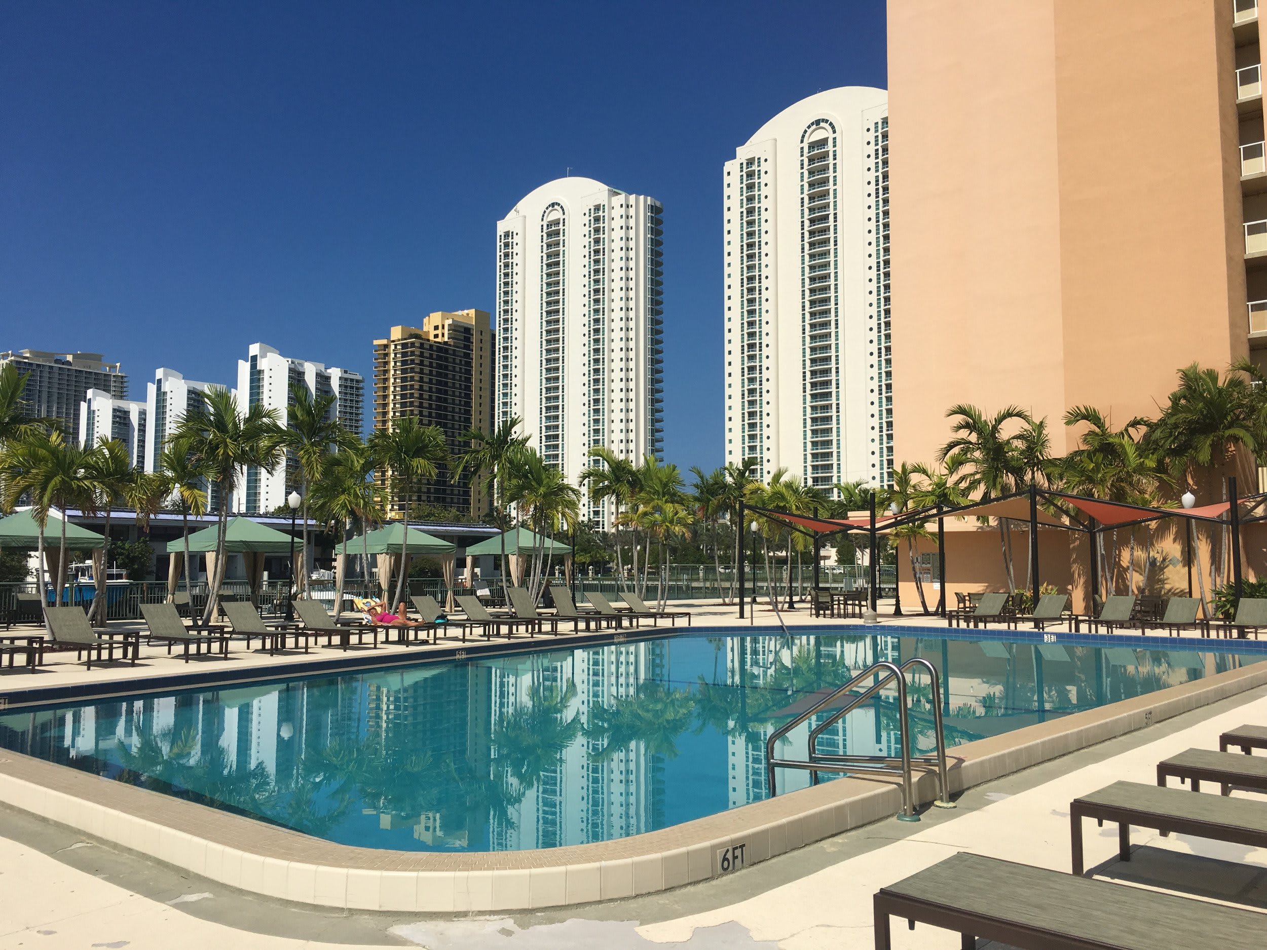 Photos of Marina del Mar in Sunny Isles Beach, FL