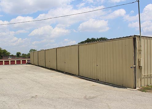 Spacious facility at Maximum Mini Storage Pat Booker in Universal City, Texas