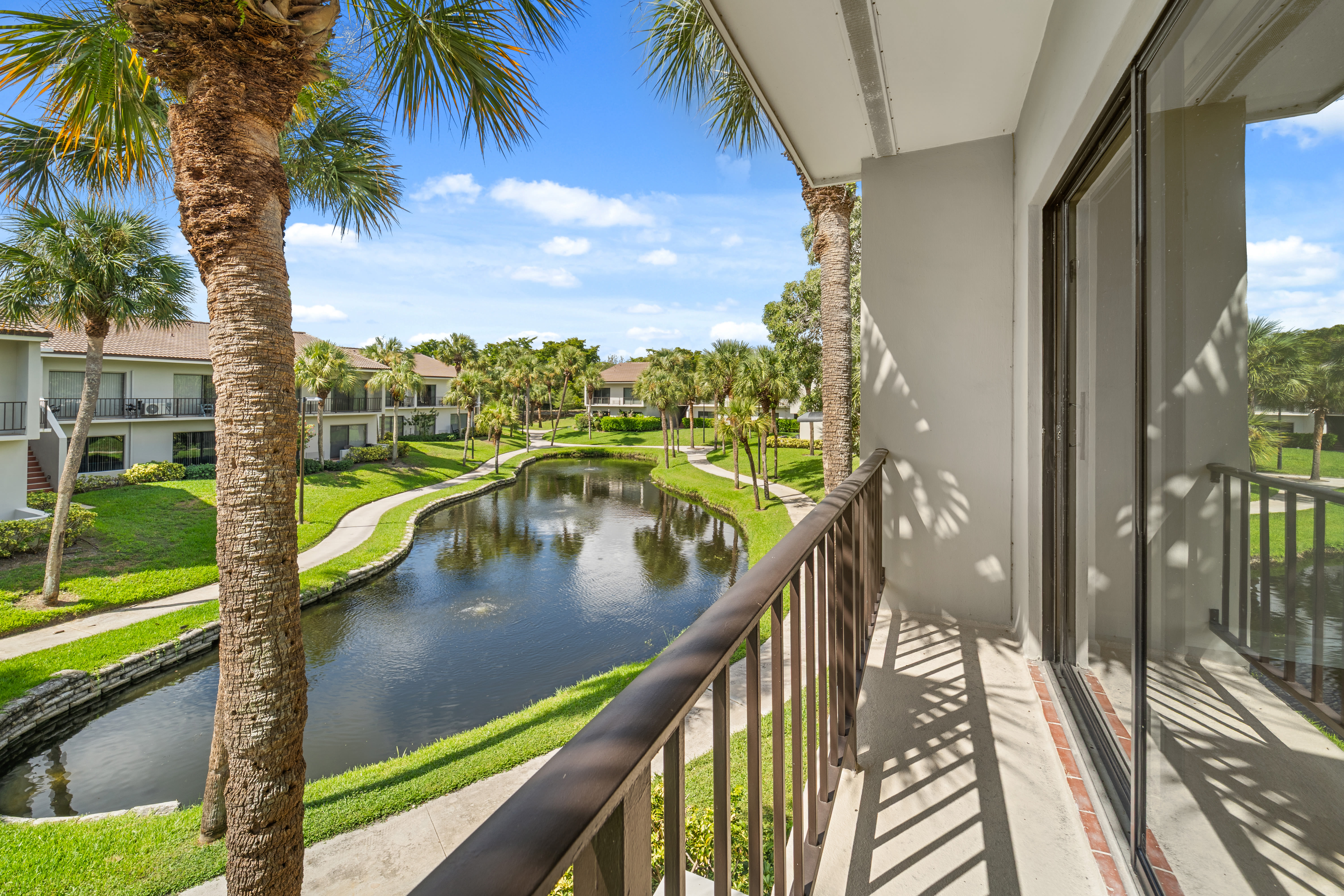 Lake view at Executive Apartments in Miami Lakes, Florida