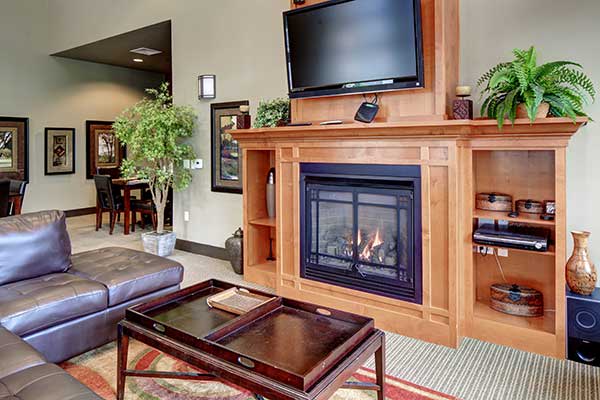 Enjoy impressive amenities at apartments in Shoreline
