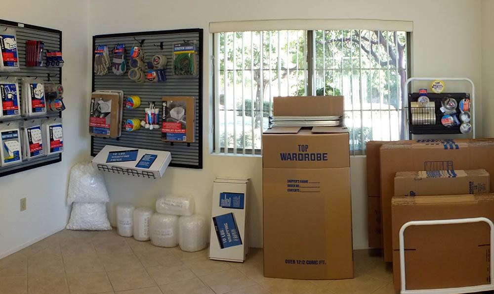 Golden State Storage - Carriage Square Photo Gallery | Oxnard, CA